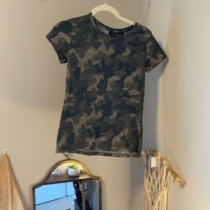 EUC camouflage Rachel Zoe shirt size S